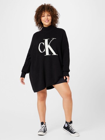 Calvin Klein Jeans Curve Sweater in Black: front