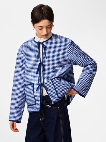 PIECES Between-season jacket 'PCBibba' in Blue: front