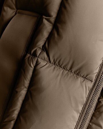 Lyle & Scott Bodywarmer in Bruin