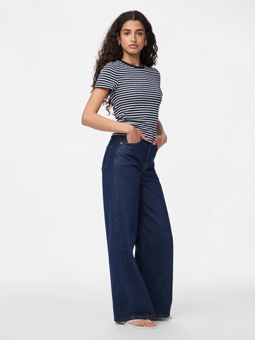T-shirt 'PCSoffi' PIECES en bleu