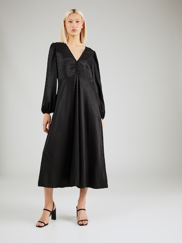 Robe 'Enitta' A-VIEW en noir : devant