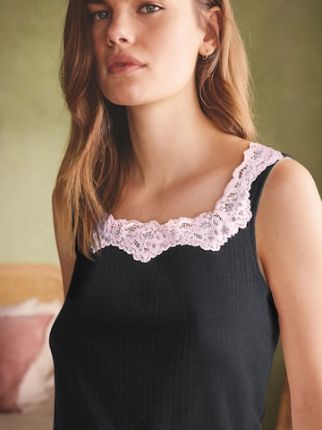 B by Ted Baker Shorty in Schwarz