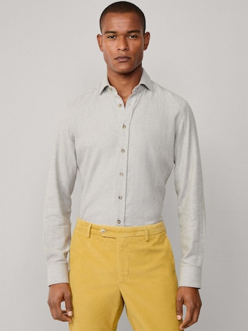 Coupe regular Chemise Hackett London en gris : devant