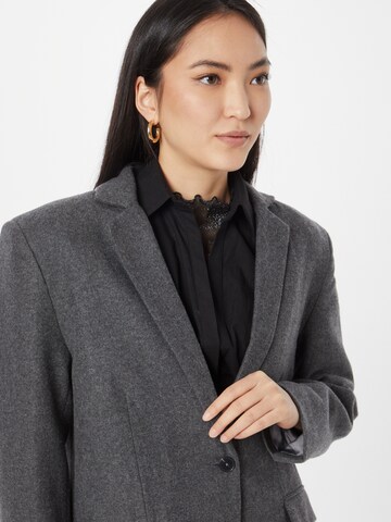 Oval Square Blazer 'What' in Grau