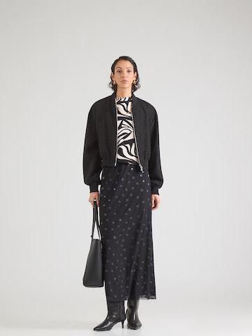 MORE & MORE T-shirt i beige