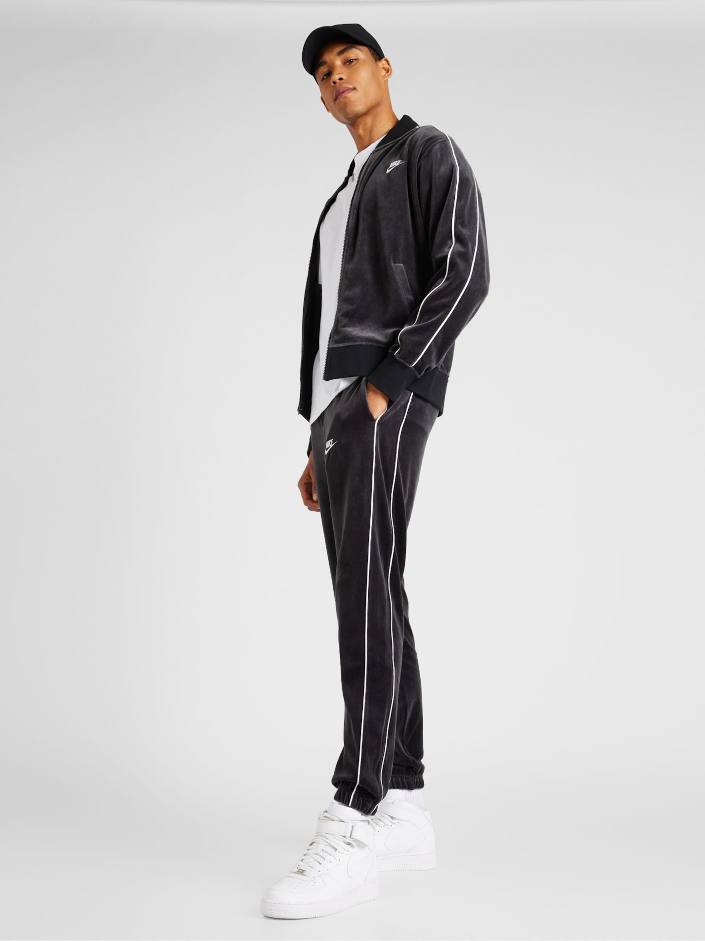 Tapered nike outlet tracksuit