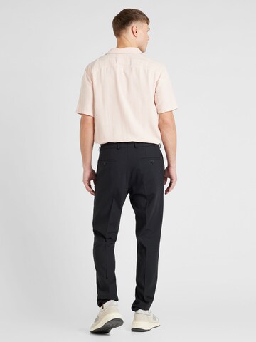 s.Oliver BLACK LABEL Regular Trousers with creases in Black