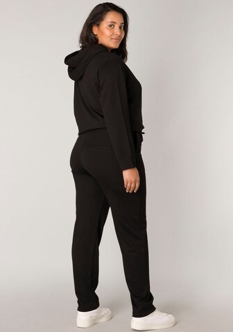 BASE LEVEL CURVY Regular Pleat-Front Pants in Black