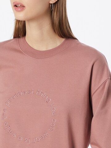 ABOUT YOU Sweatshirt 'Nancy' in Rot