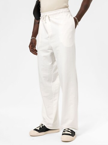 Loosefit Pantalon 'Gazania' VAMOS CLO en blanc