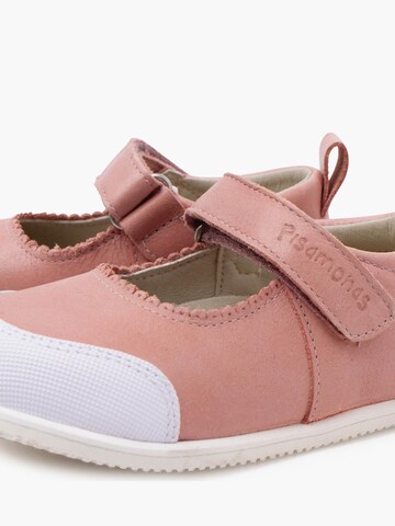 Ballerina di Pisamonas in rosa