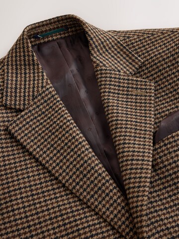 Next - Ajuste estrecho Chaqueta saco en marrón