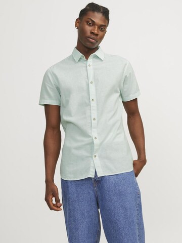 JACK & JONES Comfort fit Button Up Shirt in Green: front