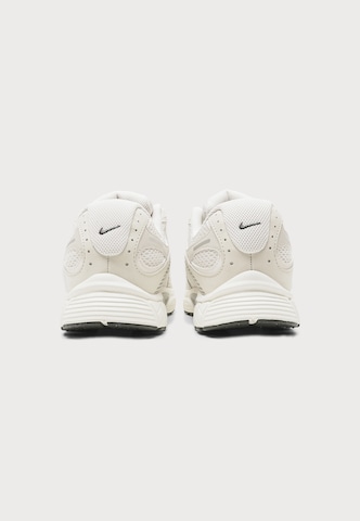 Sneaker 'V5 RNR' de la Nike Sportswear pe bej