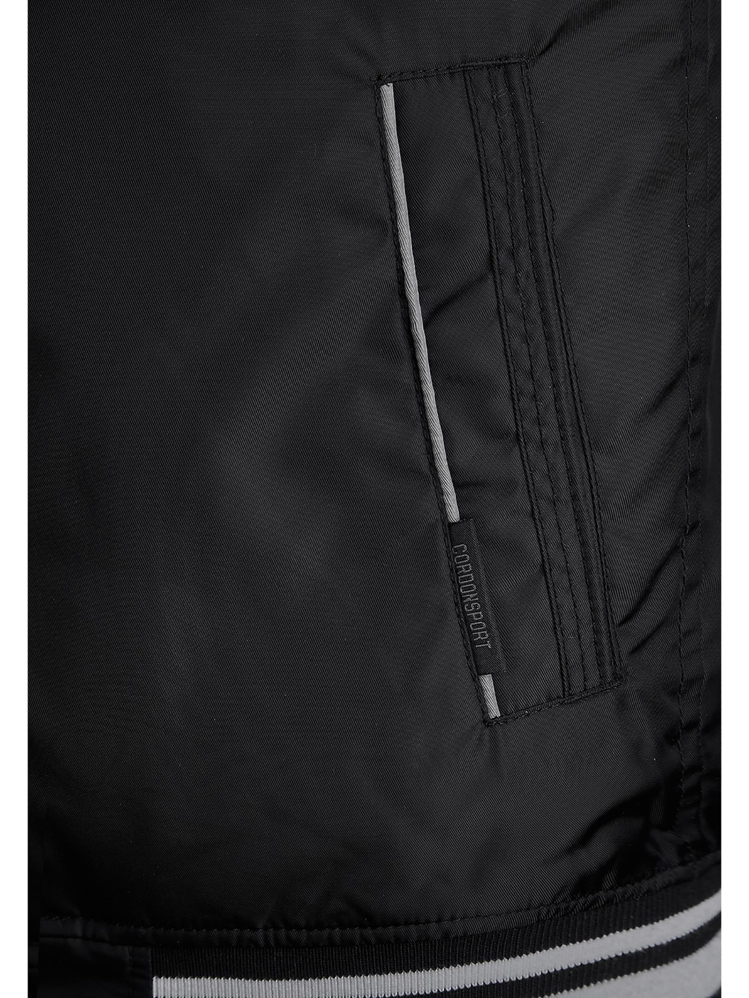 Cordon Sport Winter Jacket 'Sport King' in Black