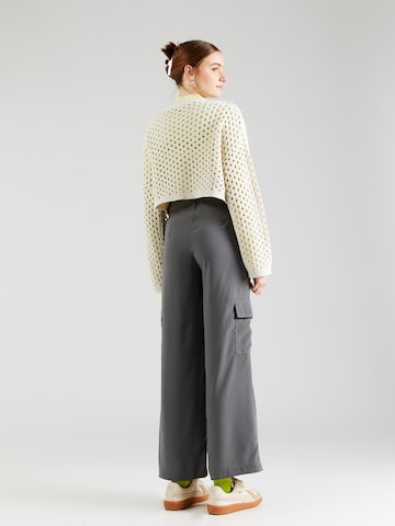 STUDIO SELECT Wide leg Cargo trousers 'Falda' in Grey