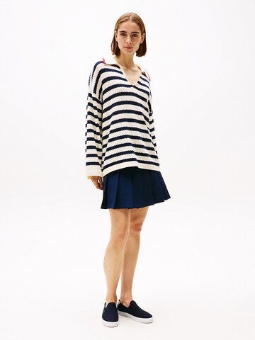TOMMY HILFIGER Slip On in Blau