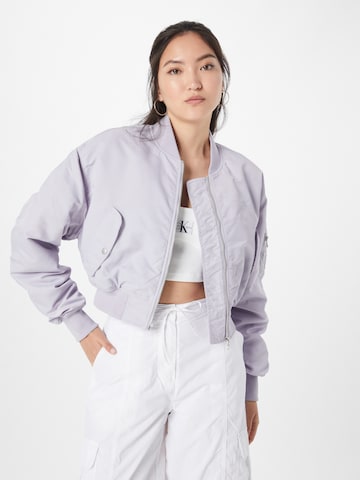 Veste mi-saison Calvin Klein Jeans en violet : devant