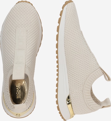 MICHAEL Michael Kors Спортни обувки Slip On в бежово