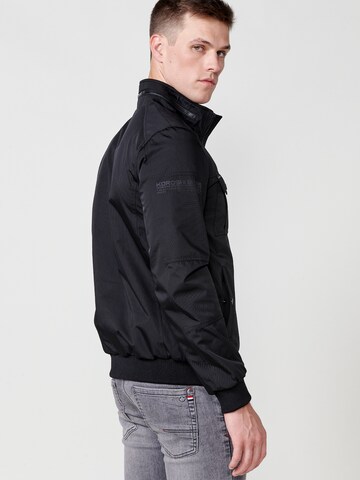 KOROSHI Jacke in Schwarz