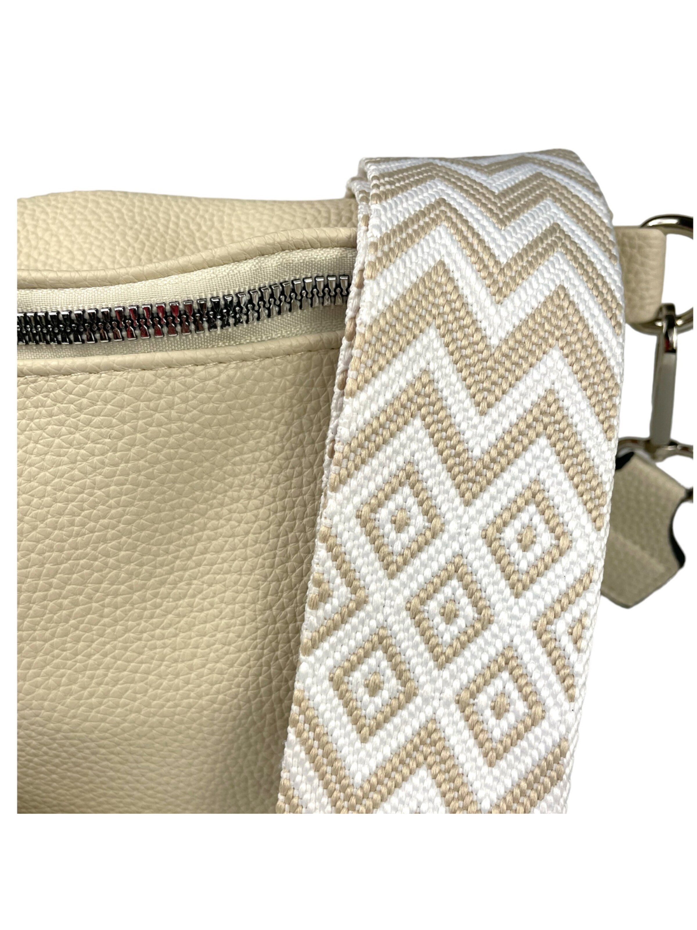 Kumixi Fanny Pack in Beige