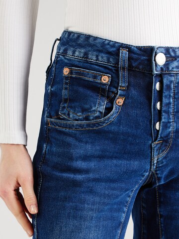 Herrlicher Regular Jeans i blå