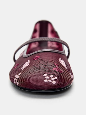 Pull&Bear Strap ballerina in Red