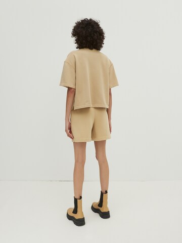 EDITED Sweatshirt 'Noa' in Beige