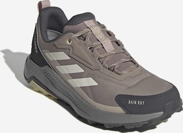 Chaussure basse 'Anylander' ADIDAS TERREX en marron : devant
