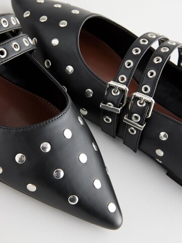 Ballerina con cinturino 'Forever Comfort®' di Next in nero
