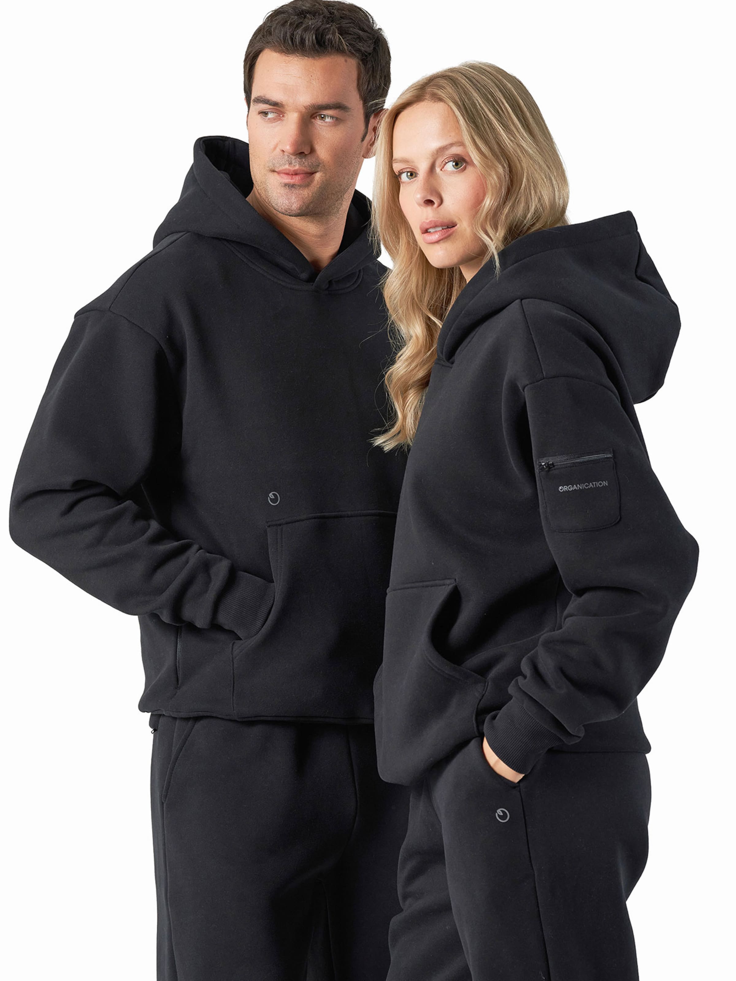 Organication Sweatshirt in Schwarz