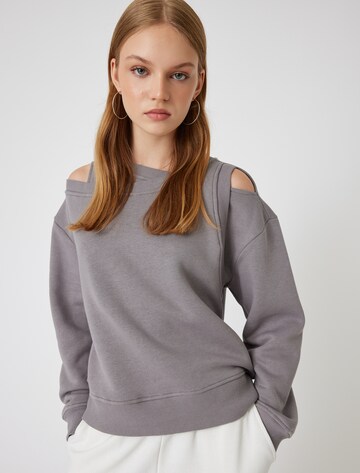 Koton Sweatshirt in Grijs: voorkant