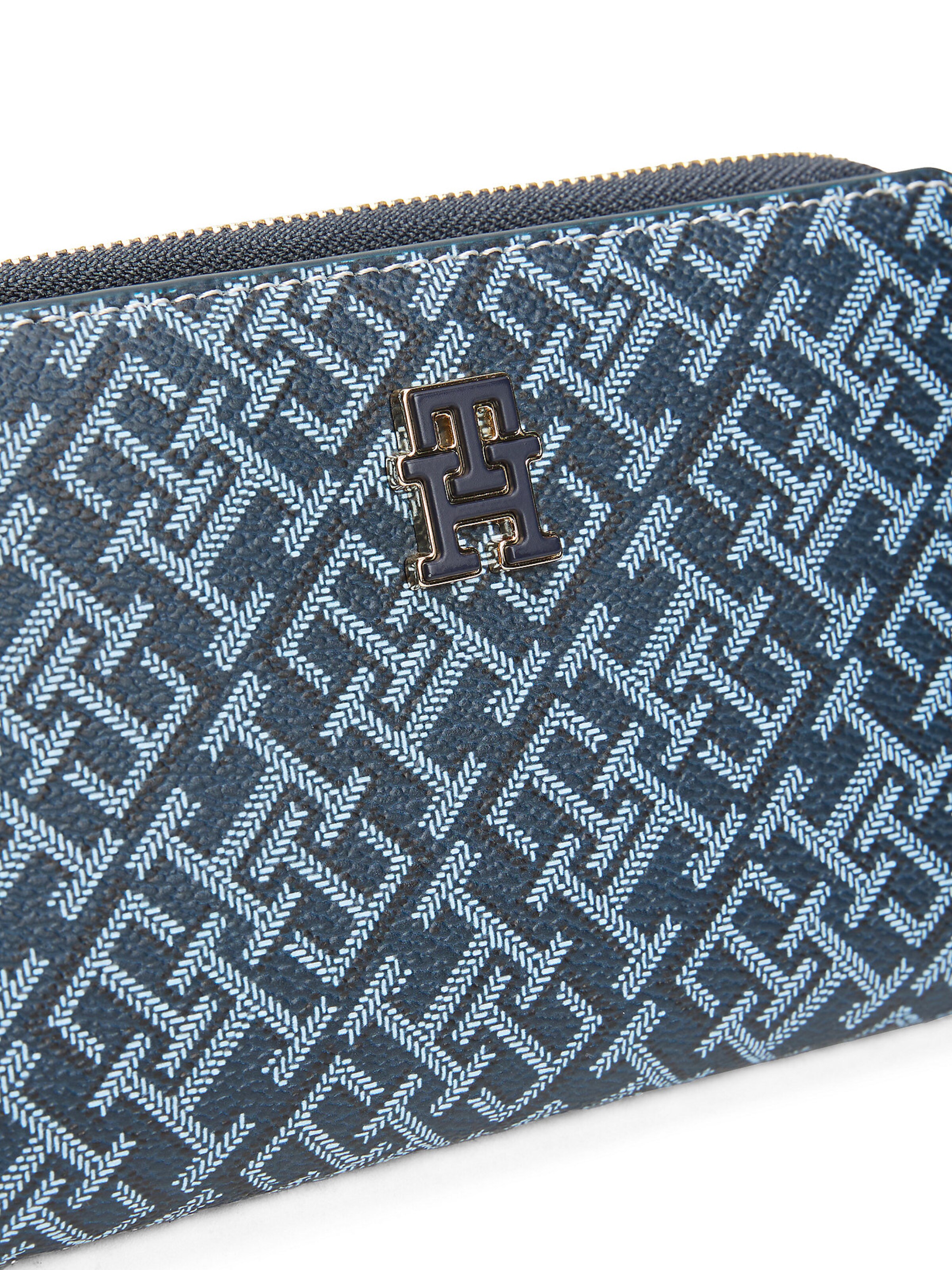 TOMMY HILFIGER Wallet in Blue