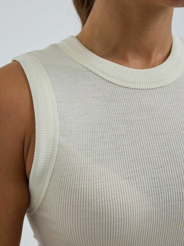 Seamless Basic Top ' Wooly ' – bílá