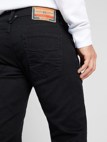 DIESEL Regular Jeans '1985 LARKEE' in Schwarz