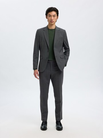 regular Pantaloni con piega frontale di SELECTED in grigio