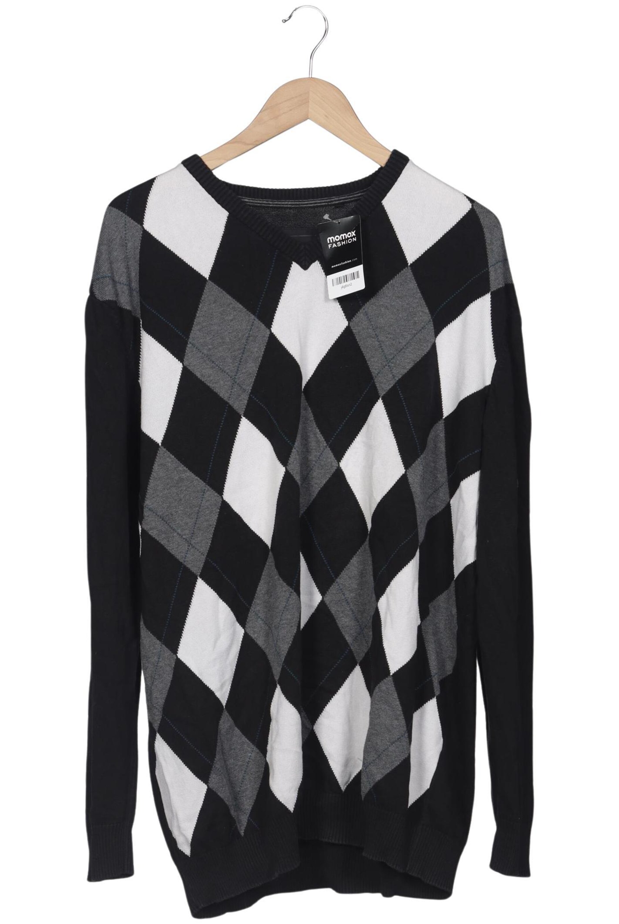 s.Oliver Pullover XXL in Schwarz: Vorderseite