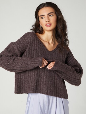 Guido Maria Kretschmer Women - Pullover 'Cybil' em castanho: frente