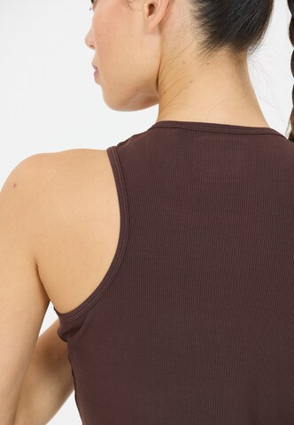 Athlecia Sporttop 'Tinashe V2' in Bruin