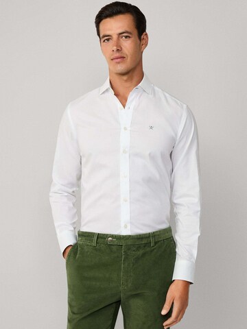 Coupe slim Chemise business Hackett London en blanc : devant