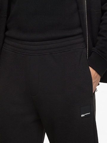 KARL LAGERFELD JEANS Дънки Tapered Leg Панталон в черно