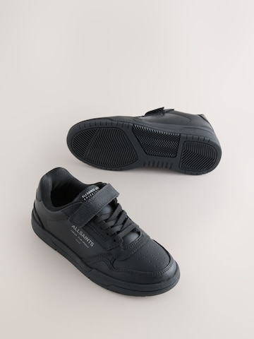 Sneaker 'Back to School' di smALLSAINTS in nero