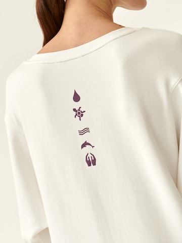 TATUUM Sweatshirt 'Tati' i vit