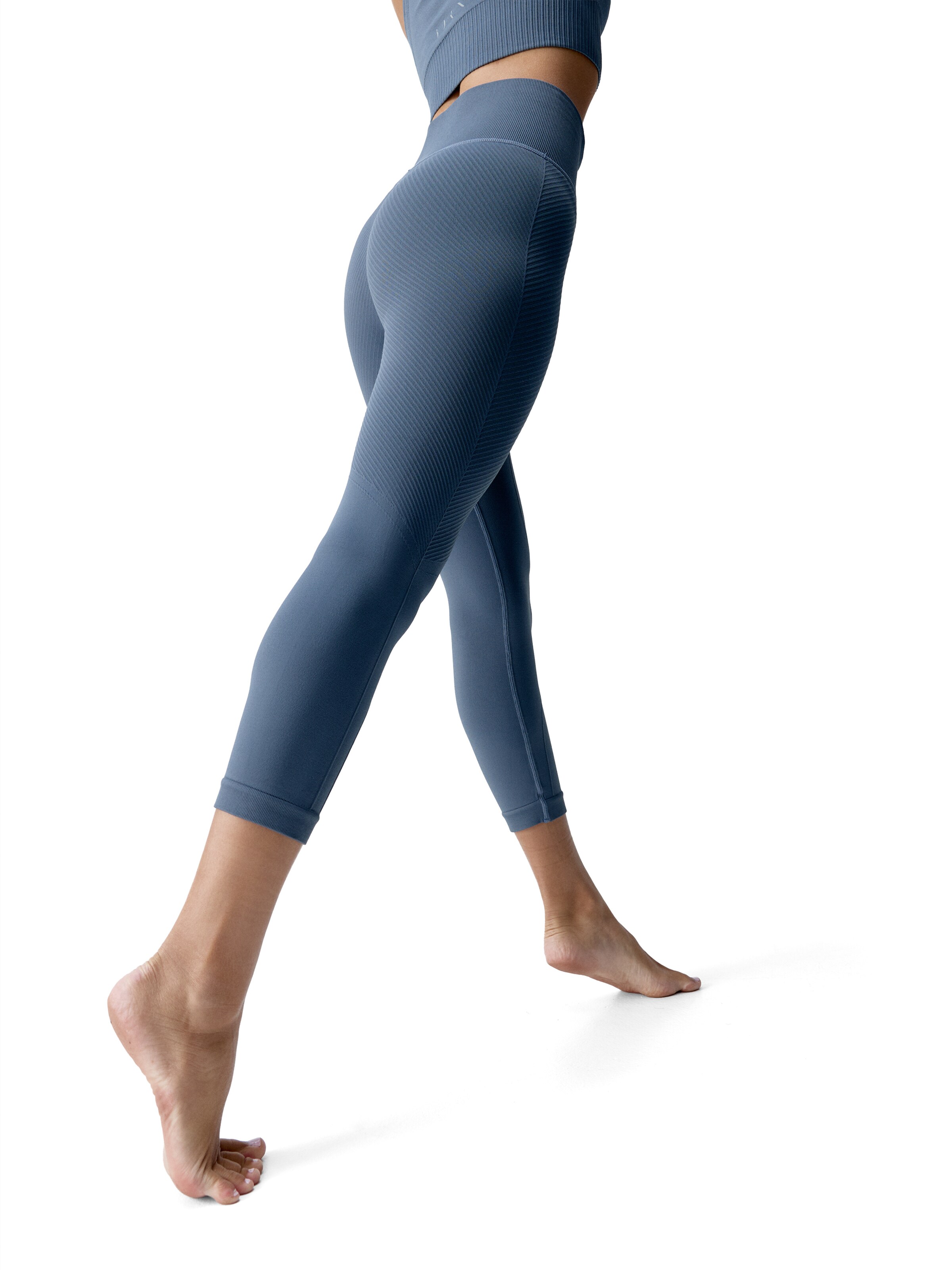 Born Living Yoga Skinny Leggings ' Devika ' in Blauw