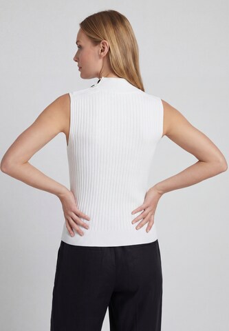 HALEE - Top de malha 'Fashion Look' em branco