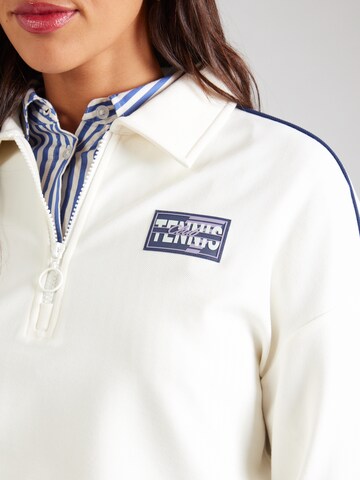 EA7 Emporio Armani Sweatshirt 'TRAIN TENNIS CLUB' in White