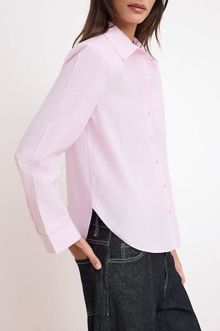 Trendyol Bluza | roza barva