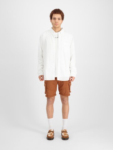 ALPHA INDUSTRIES Regular Gargohousut 'Combat' värissä ruskea