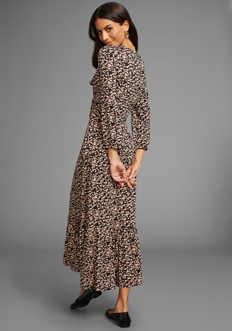 LAURA SCOTT Shirt Dress in Beige