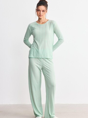 C&City Pyjama‌‌ in Grün